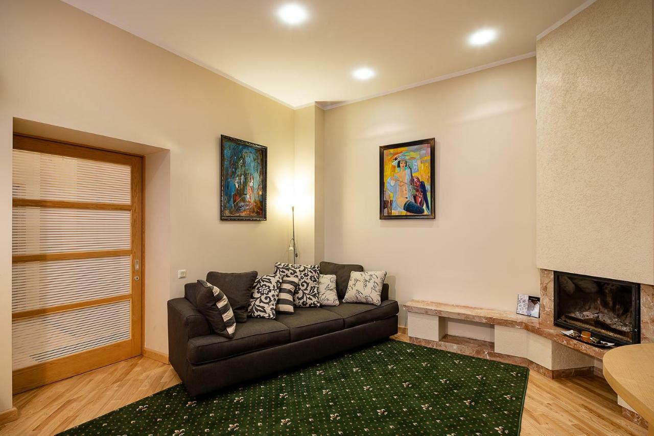 Kalnina Quiet Apartment In City Center Рига Экстерьер фото